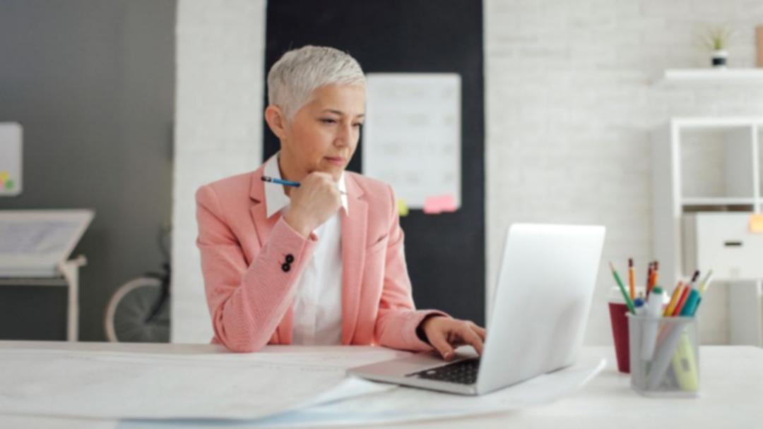 レスポンシブデザインの基礎を学ぶ実践的な環境